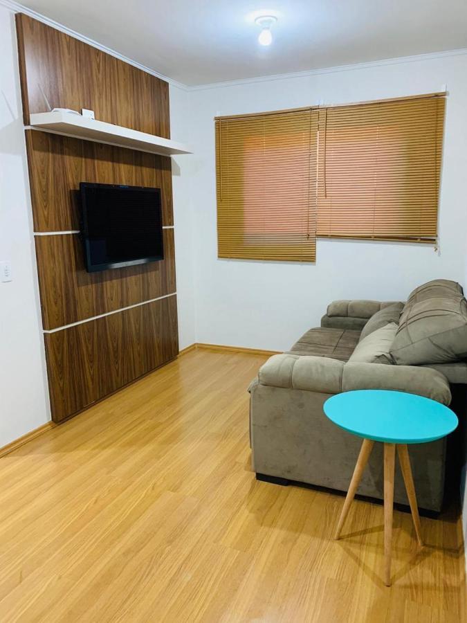 APARTAMENTO INTEIRO COM WiFi 70MB, AR CONDICIONADO, PROXIMO AO ESTADIO DO CAFÉ Londrina Exterior foto