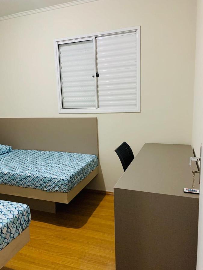 APARTAMENTO INTEIRO COM WiFi 70MB, AR CONDICIONADO, PROXIMO AO ESTADIO DO CAFÉ Londrina Exterior foto